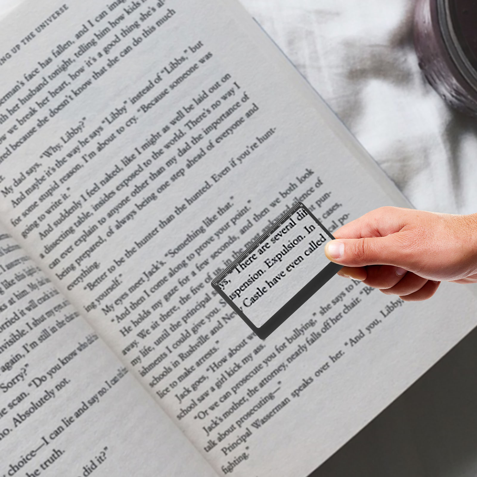 Multitool Credit Card - Card Credit Size HD 3X Magnifying
